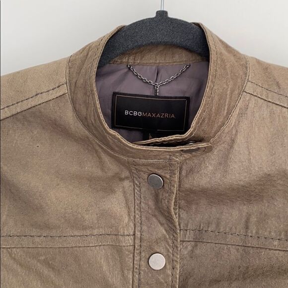 BCBGMAXAZARIA leather Snap Collar Moto Bomber Jacket Small EUC - Picture 4 of 15
